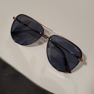 ❌sold on Ⓜ️❌Quay Sunglasses
